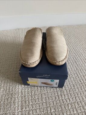 Universal Thread Mae Slip-On Flats